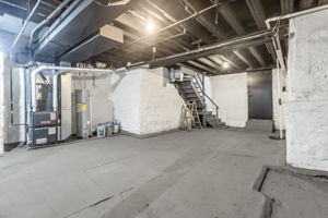 Interior-24