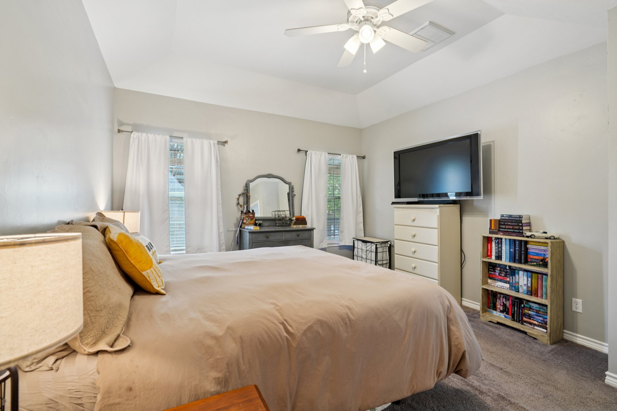 Skyline Dr-S2710-016.jpg