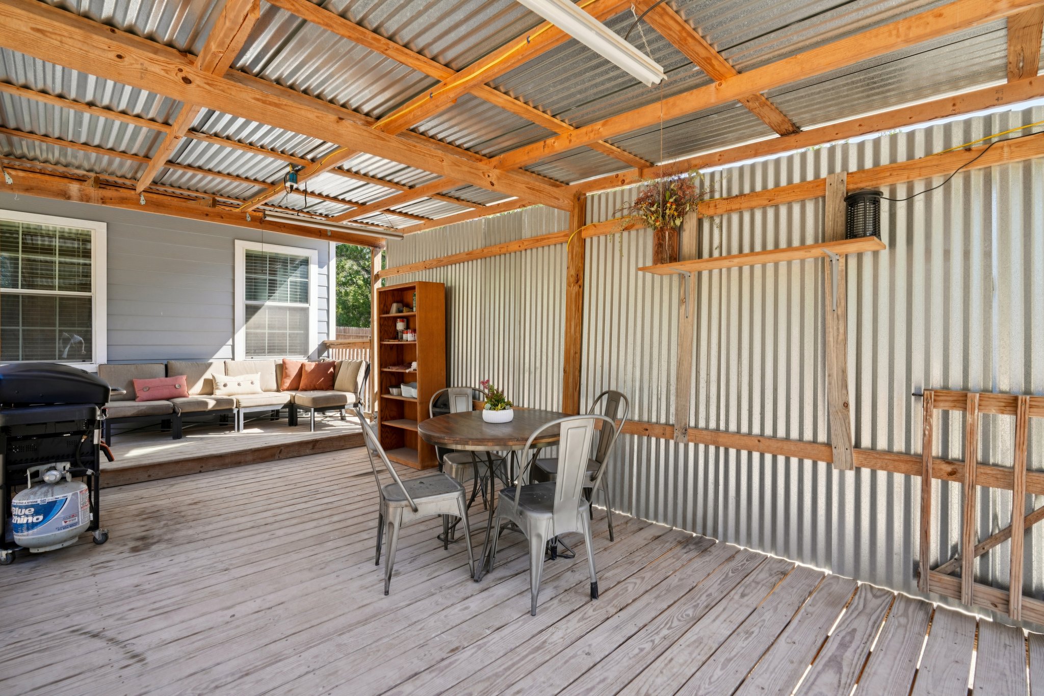 Skyline Dr-S2710-033.jpg