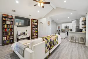 Skyline Dr-S2710-006.jpg