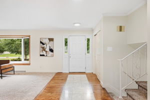  Photo 4