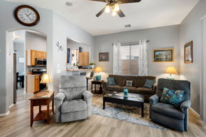 Living Room (3)