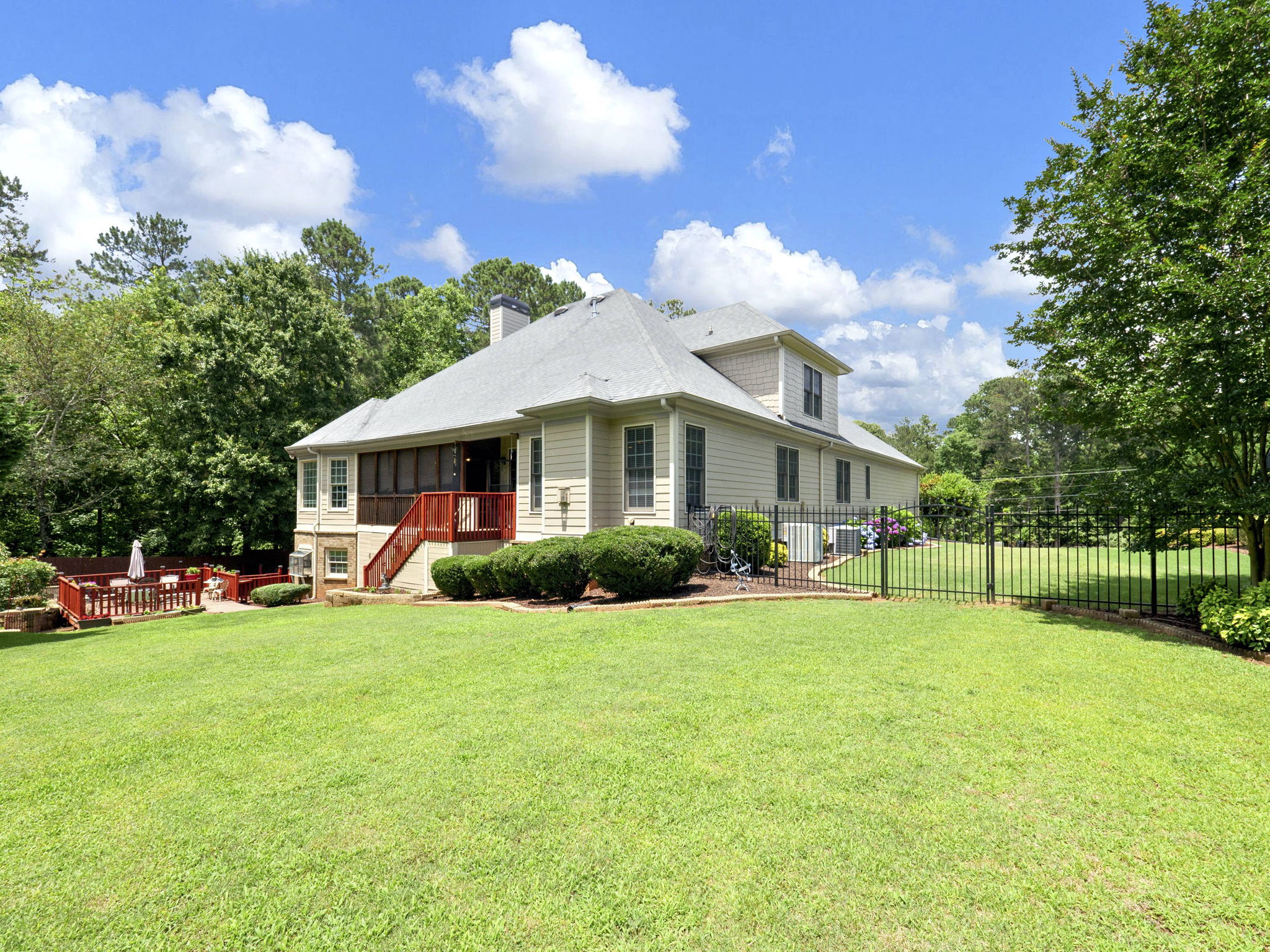 6363 Lights Ferry Rd, Flowery Branch, GA 30542 Moore Visions