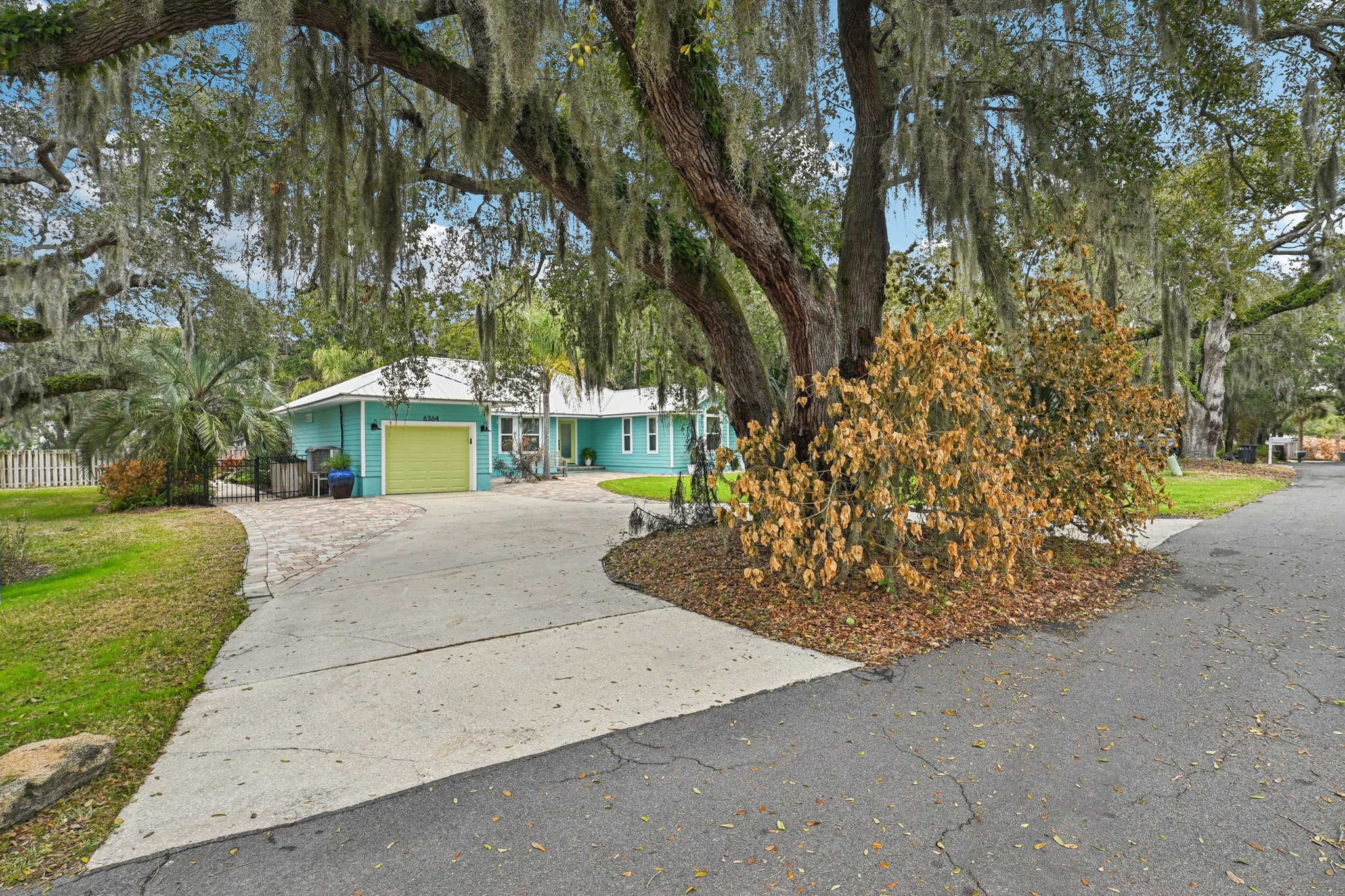 Putnam St-S1702-005.jpg