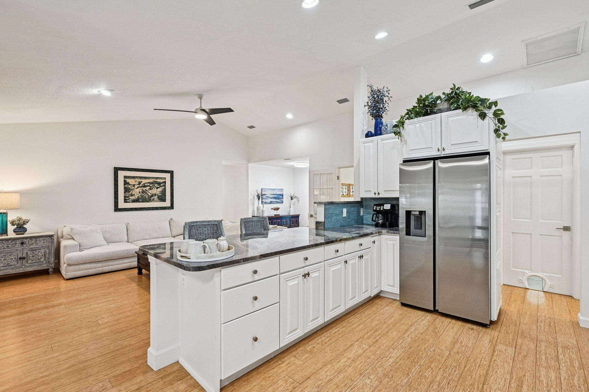 Putnam St-S1702-024.jpg