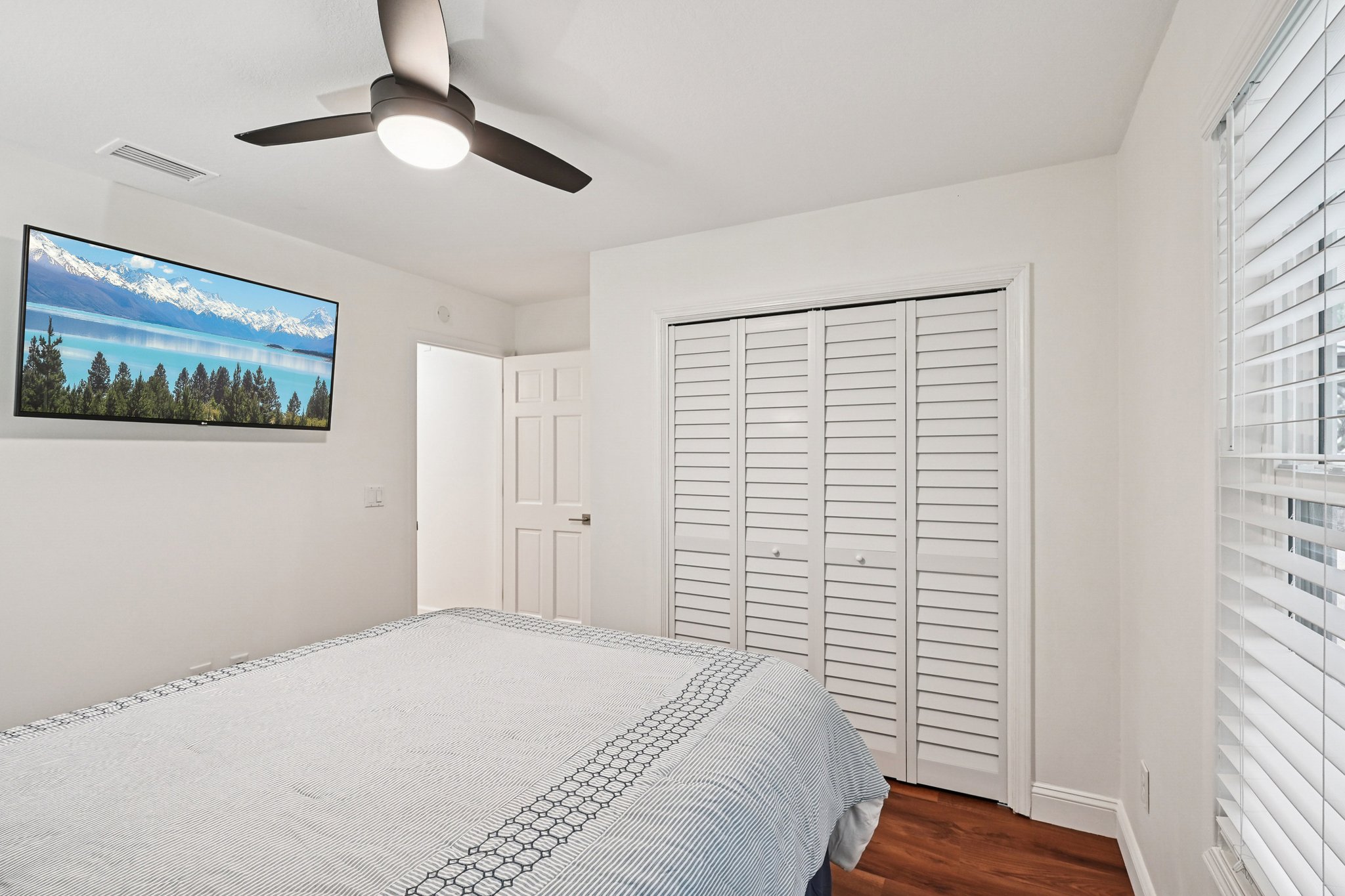 Putnam St-S1702-028.jpg