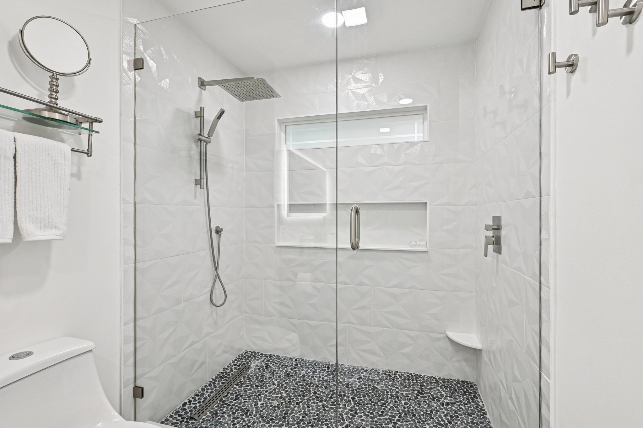 Putnam St-S1702-042.jpg