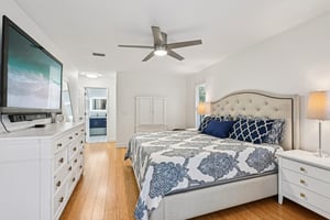 Putnam St-S1702-038.jpg