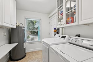 Putnam St-S1702-044.jpg