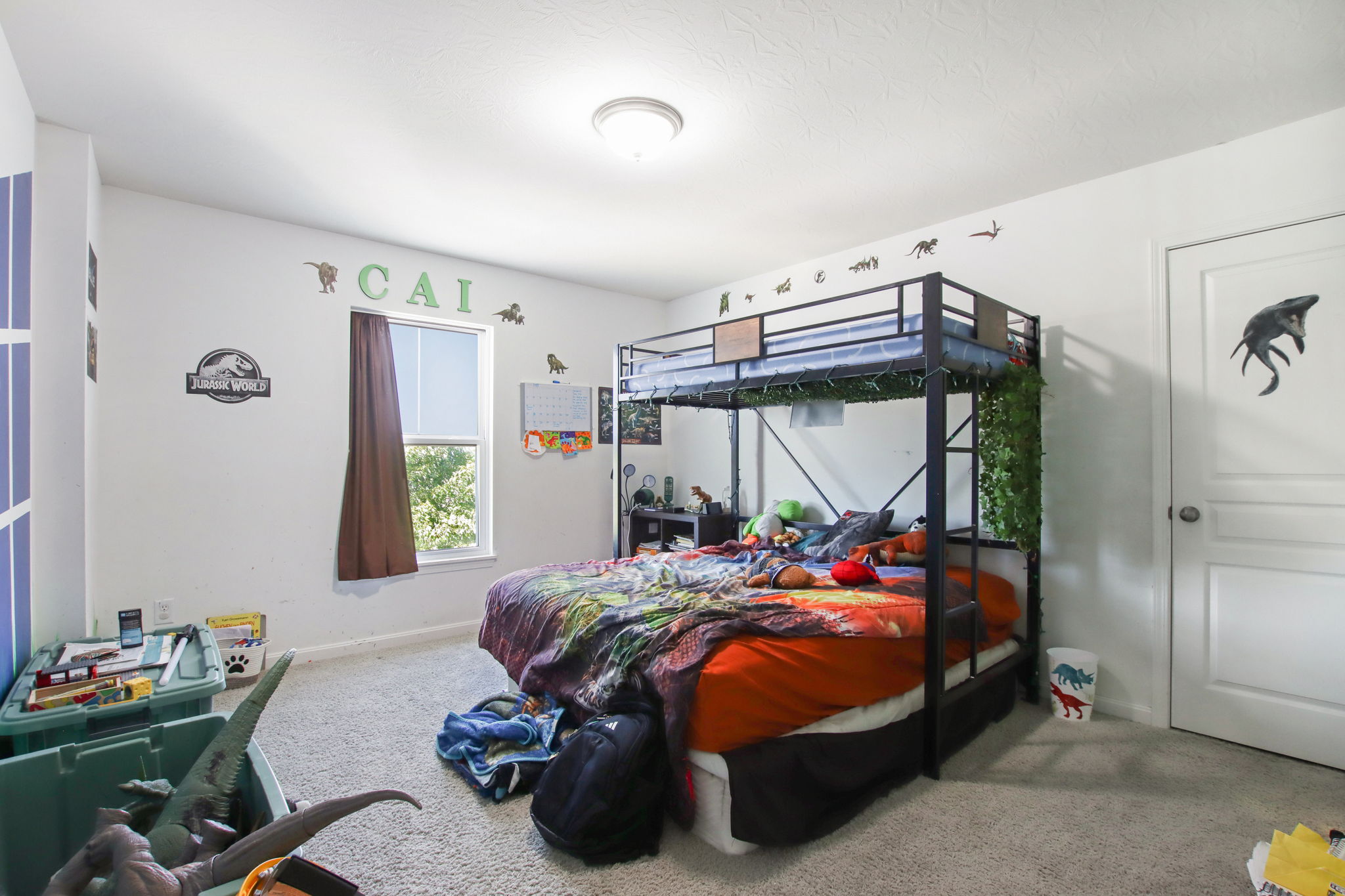 W Riverside Rd-S1205-032