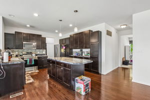 W Riverside Rd-S1205-009