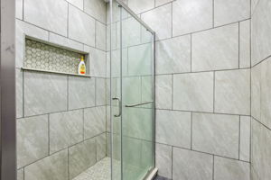 W Riverside Rd-S1205-018