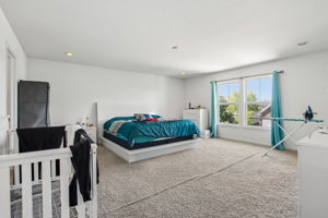W Riverside Rd-S1205-025