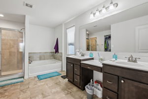 W Riverside Rd-S1205-027