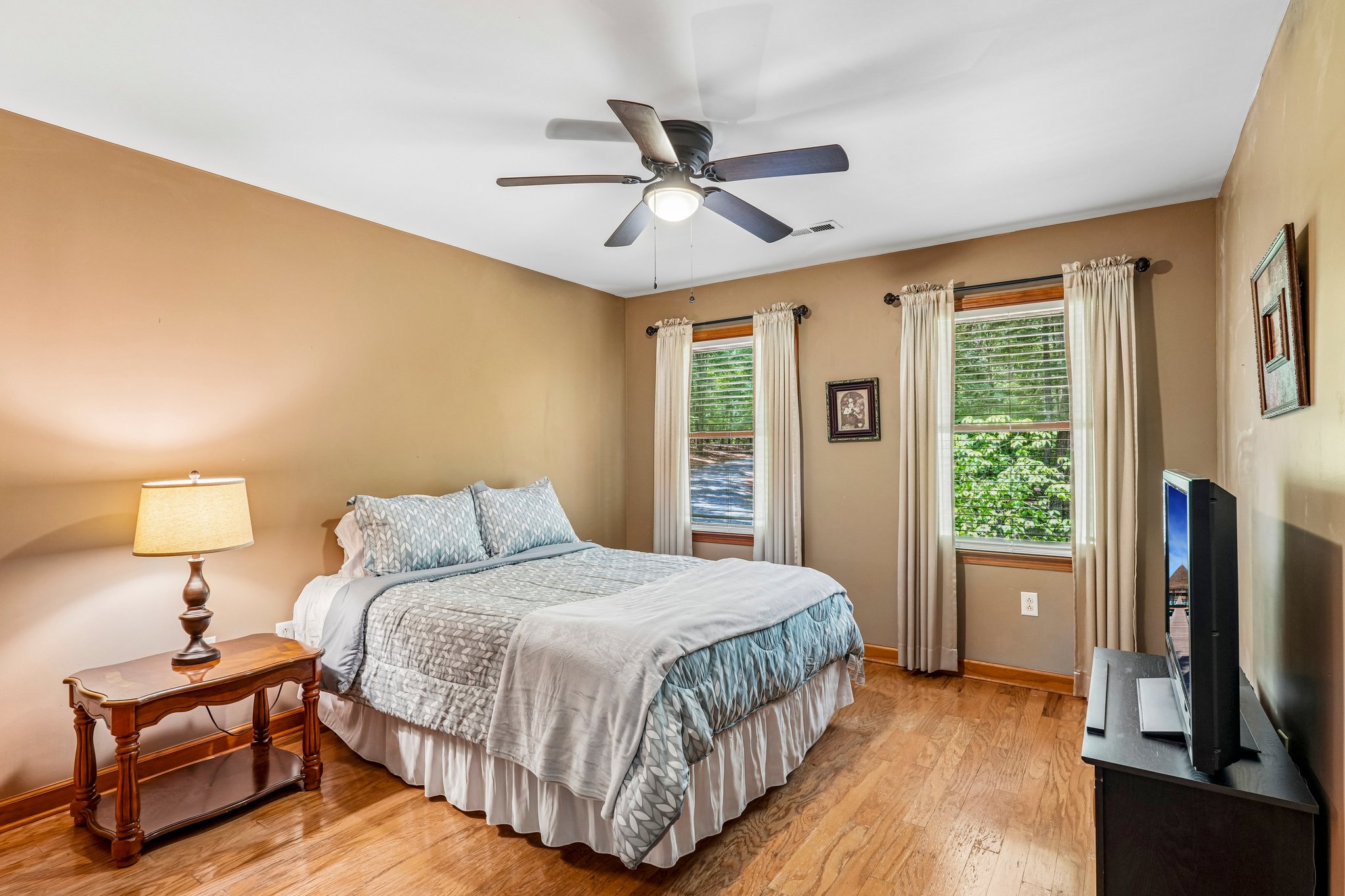 Green Oaks Dr-S2406-047.jpg
