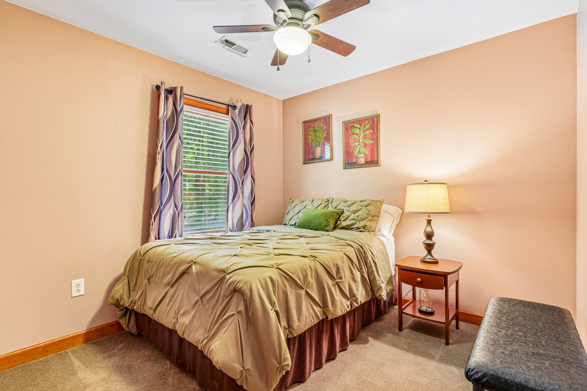 Green Oaks Dr-S2406-055.jpg