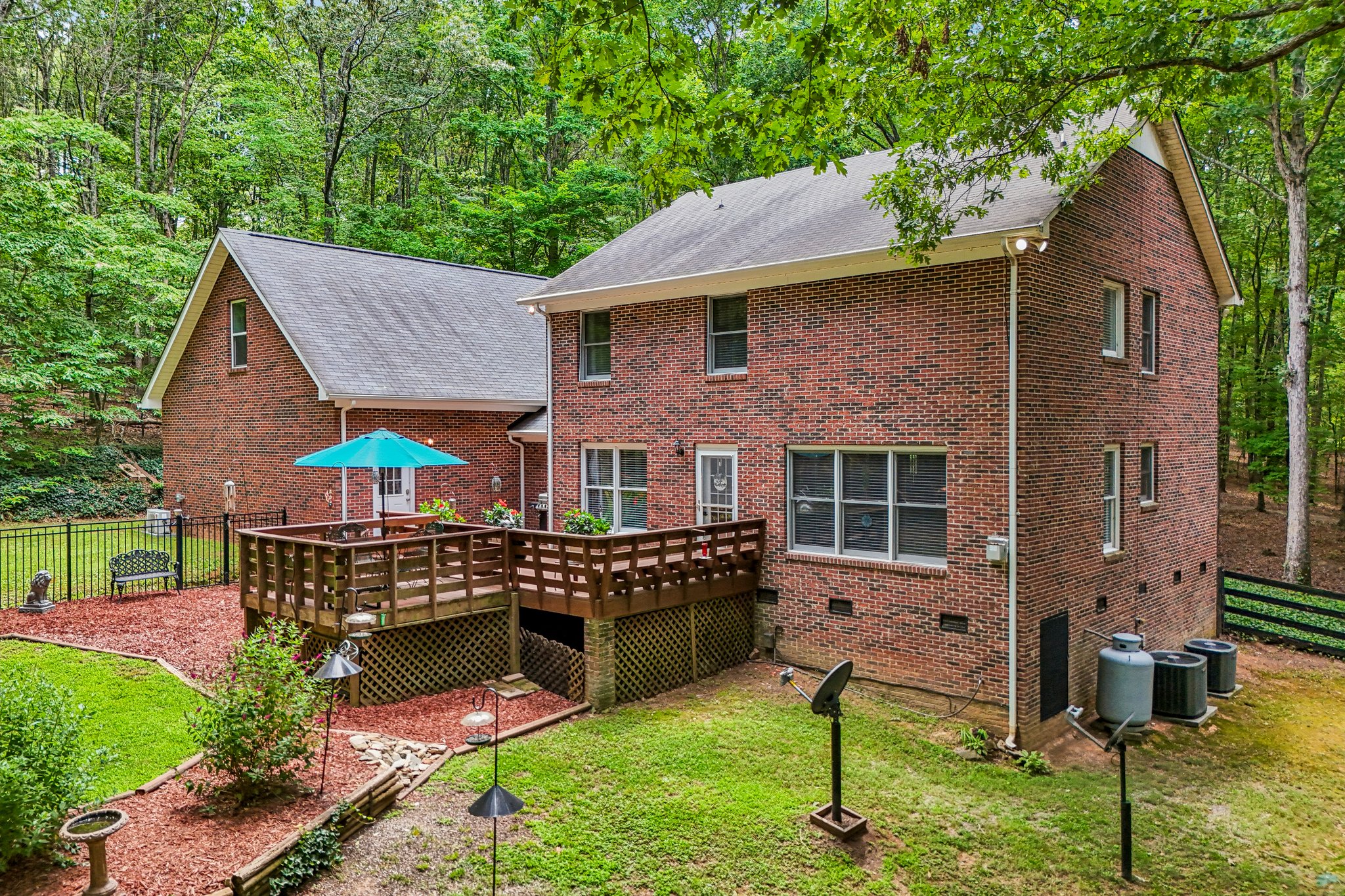 Green Oaks Dr-S2406-106.jpg