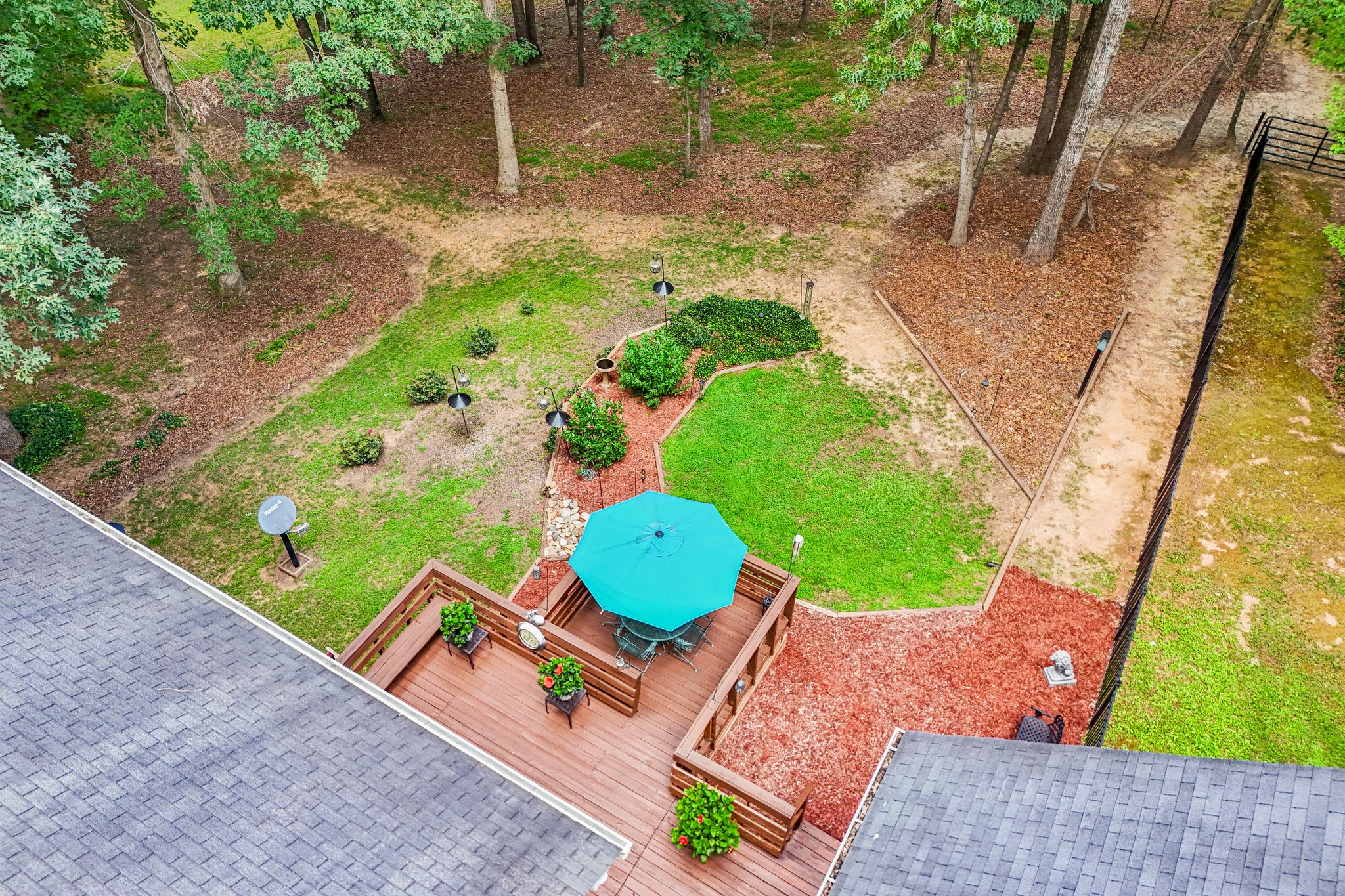 Green Oaks Dr-S2406-108.jpg
