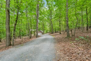 Green Oaks Dr-S2406-005.jpg