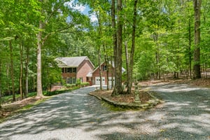 Green Oaks Dr-S2406-007.jpg