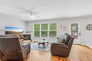 Green Oaks Dr-S2406-014.jpg