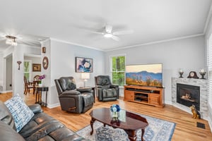 Green Oaks Dr-S2406-016.jpg