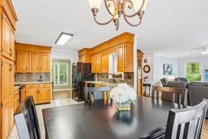 Green Oaks Dr-S2406-026.jpg