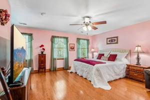 Green Oaks Dr-S2406-062.jpg