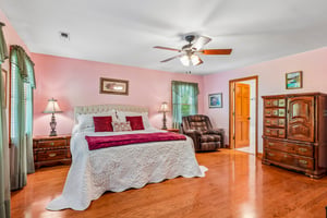 Green Oaks Dr-S2406-066.jpg