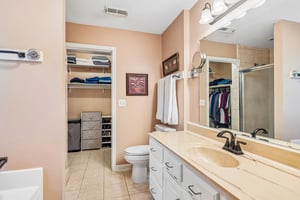 Green Oaks Dr-S2406-068.jpg