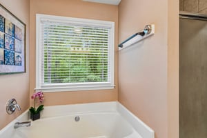 Green Oaks Dr-S2406-070.jpg