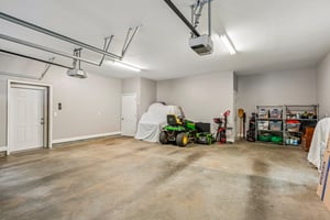 Green Oaks Dr-S2406-077.jpg