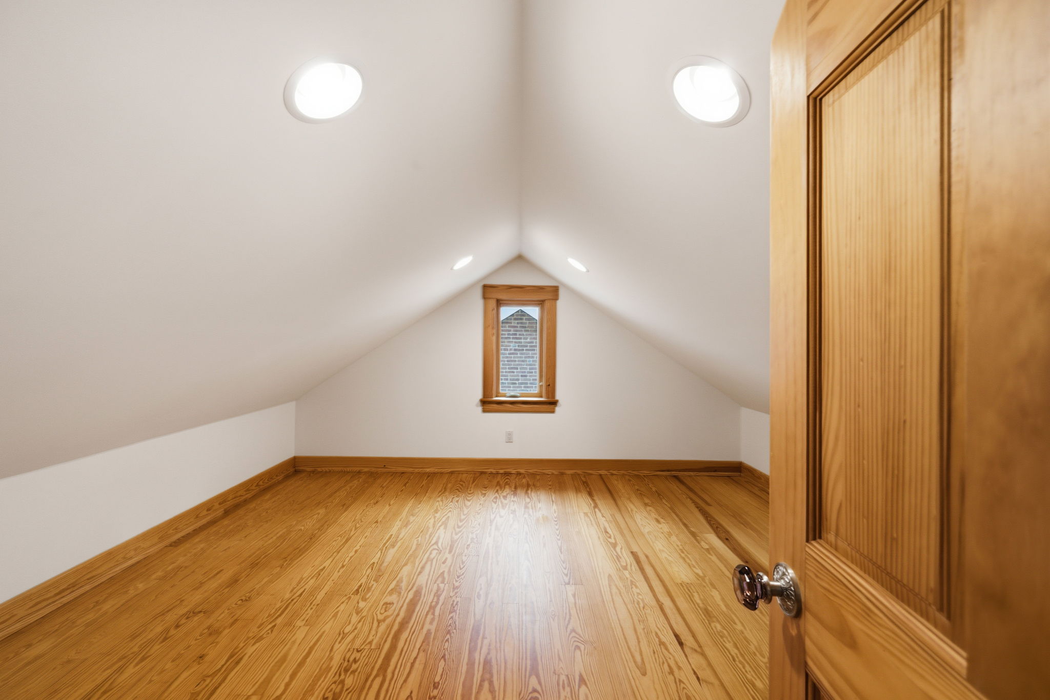  Photo 190