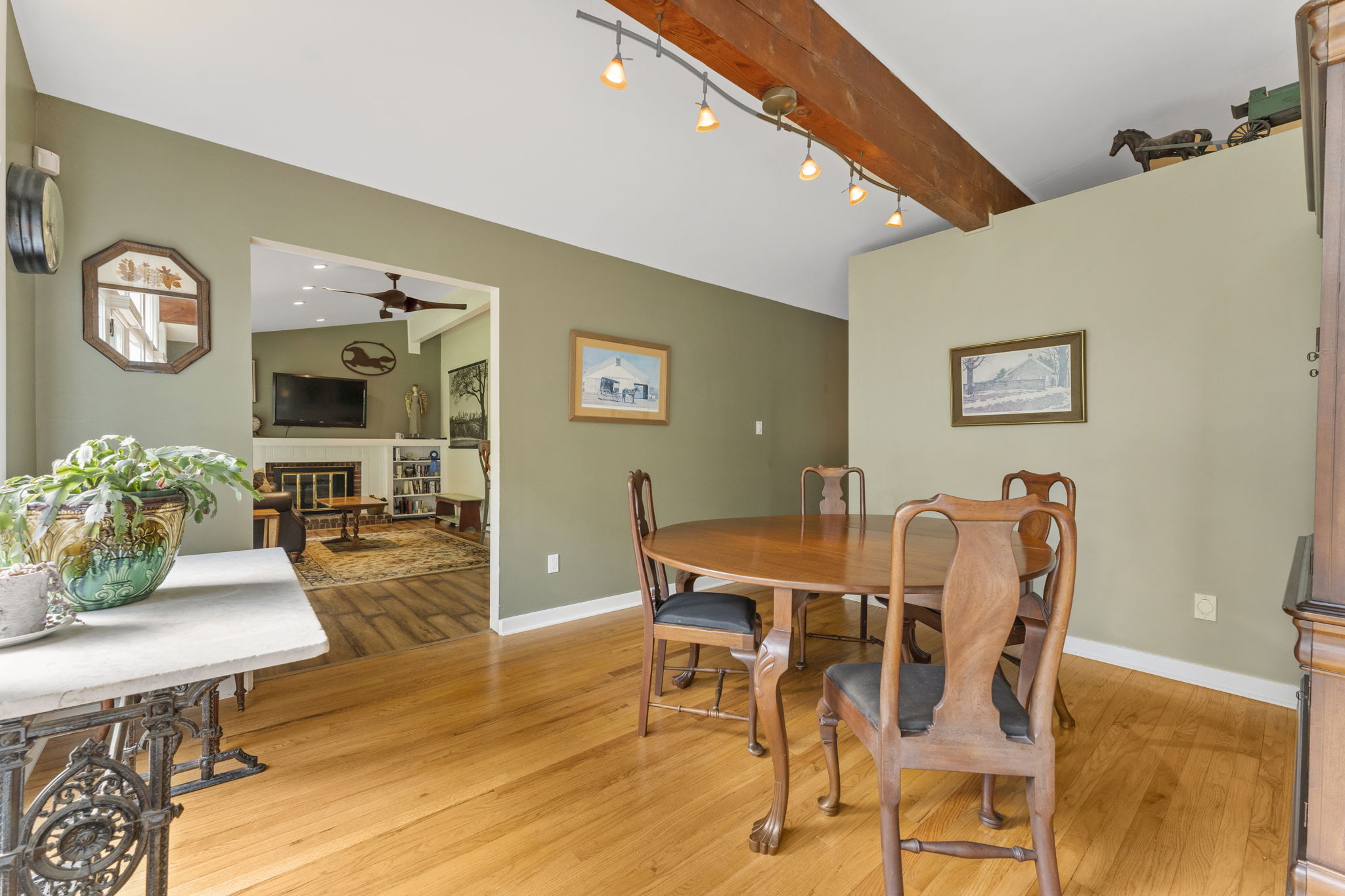 637 S Warren Ave, Malvern, PA 19355 Left Bank REPS