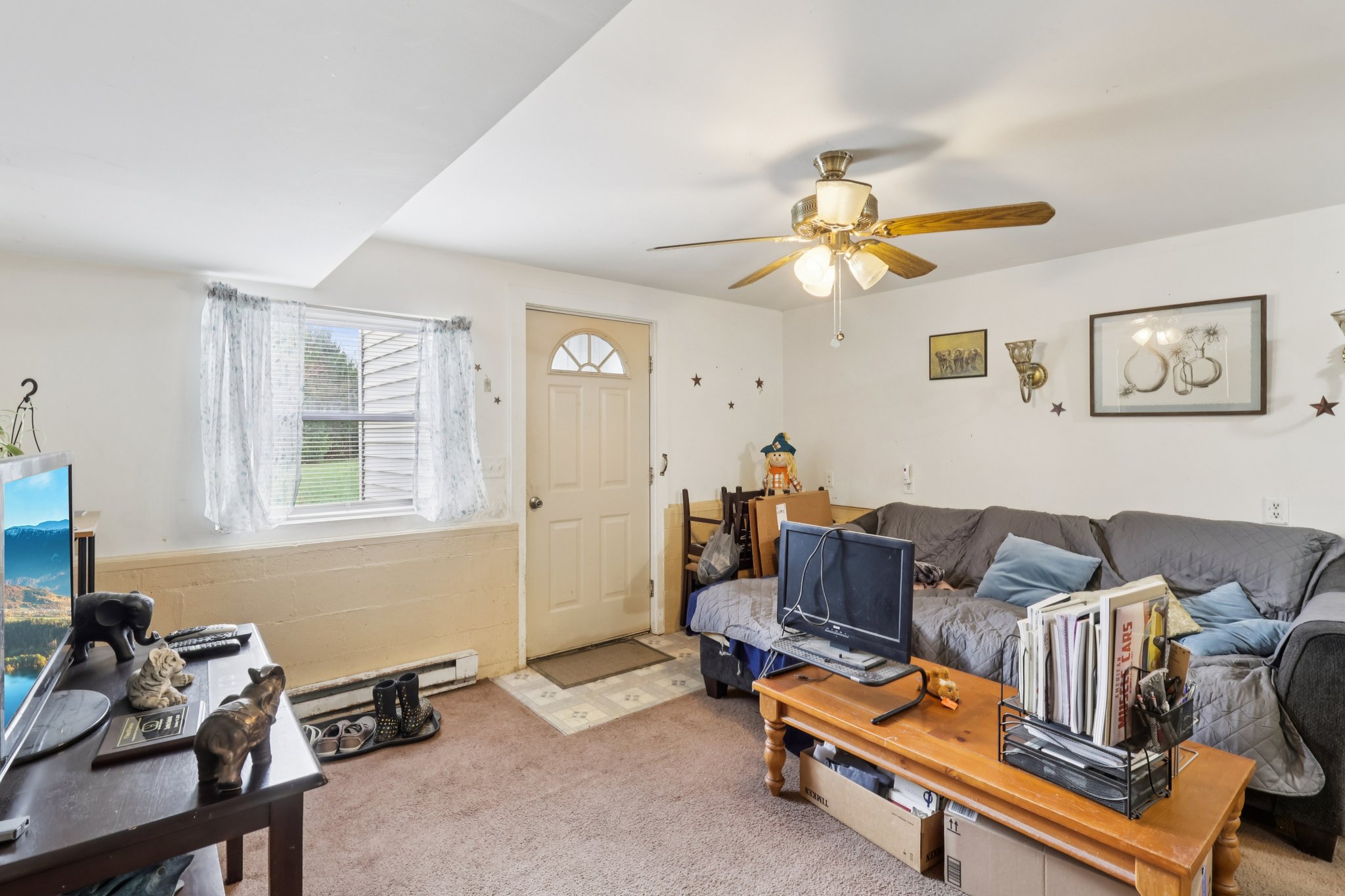 6370-6372 Trumbull Rd-S0111-005.jpg