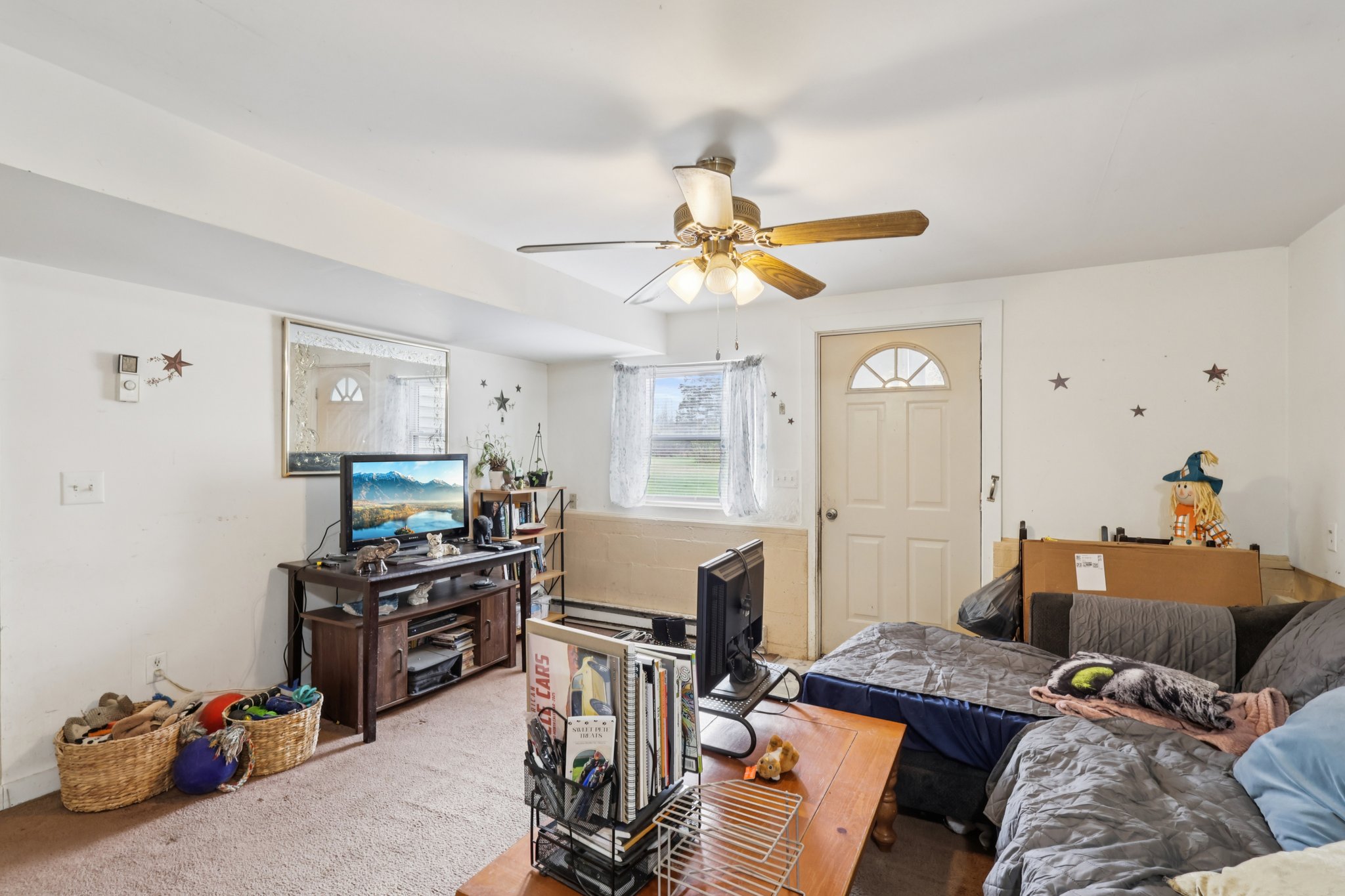 6370-6372 Trumbull Rd-S0111-006.jpg