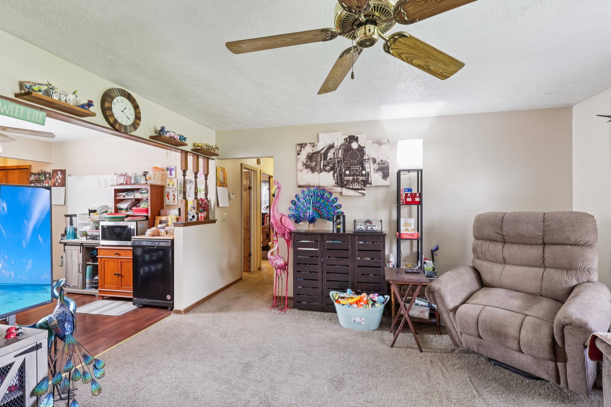 6370-6372 Trumbull Rd-S0111-010.jpg