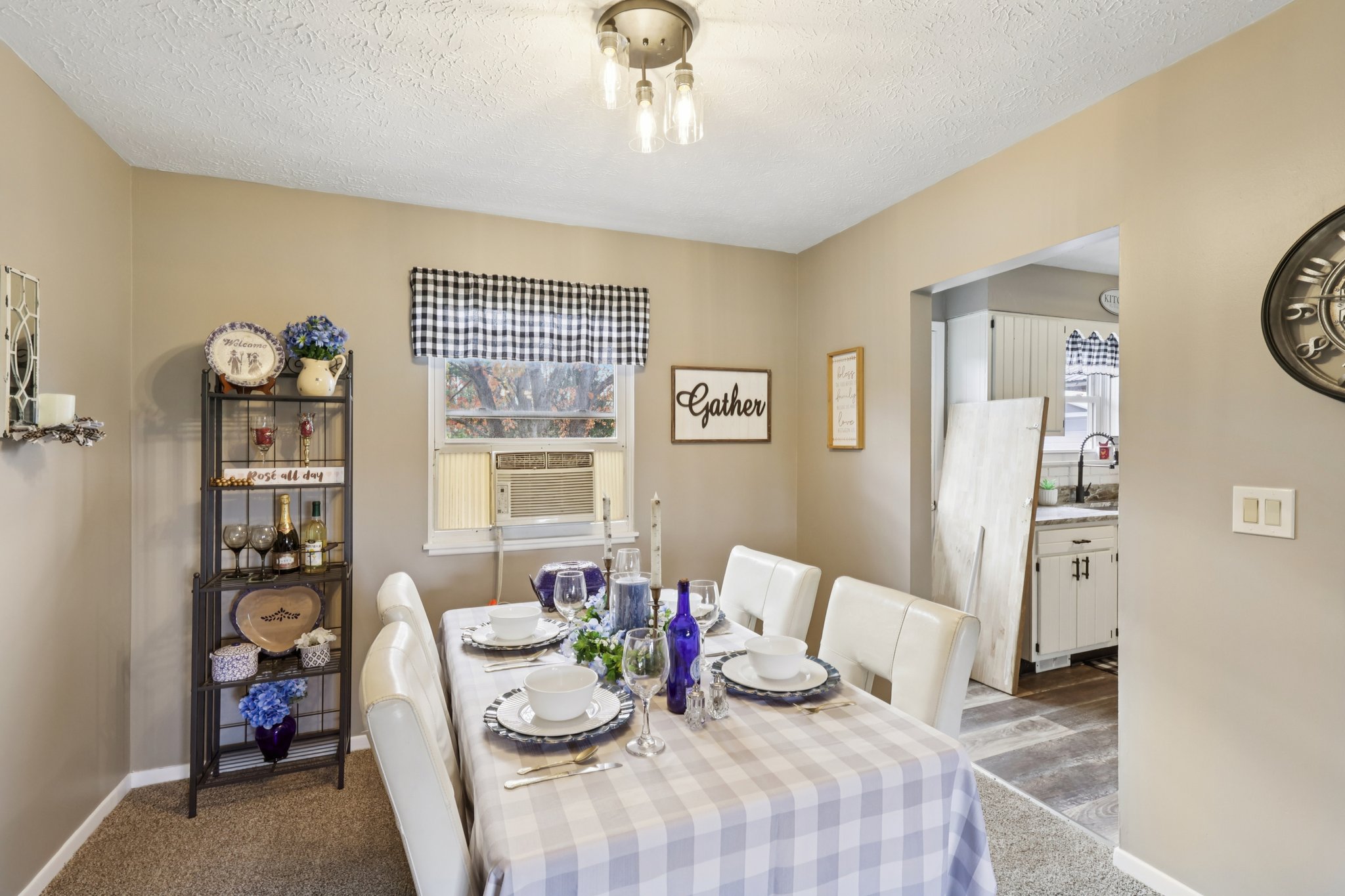 6370-6372 Trumbull Rd-S0111-017.jpg