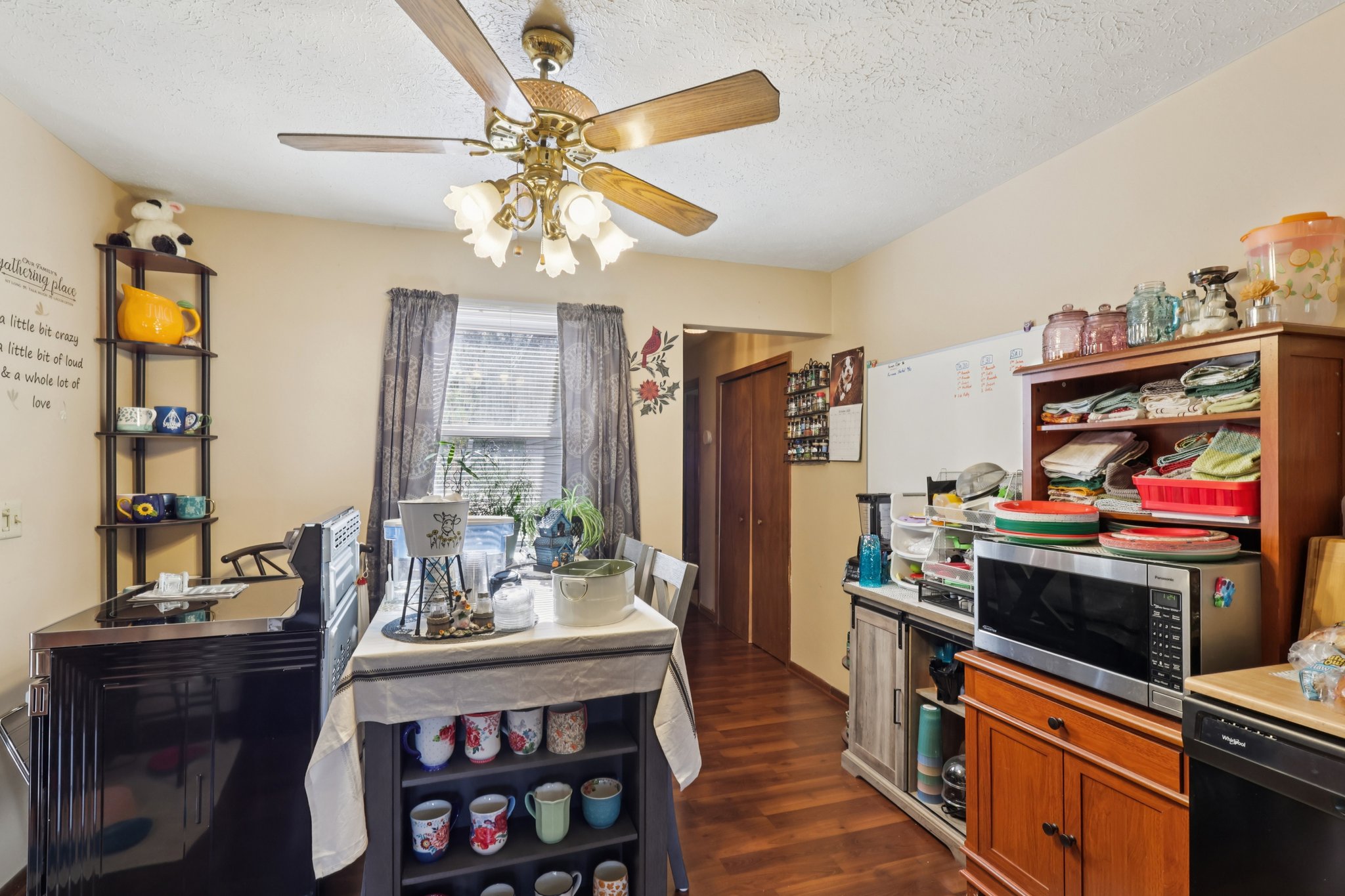 6370-6372 Trumbull Rd-S0111-021.jpg