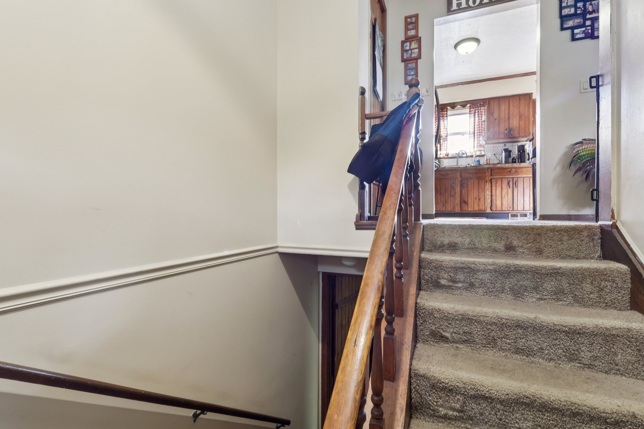 6370-6372 Trumbull Rd-S0111-030.jpg