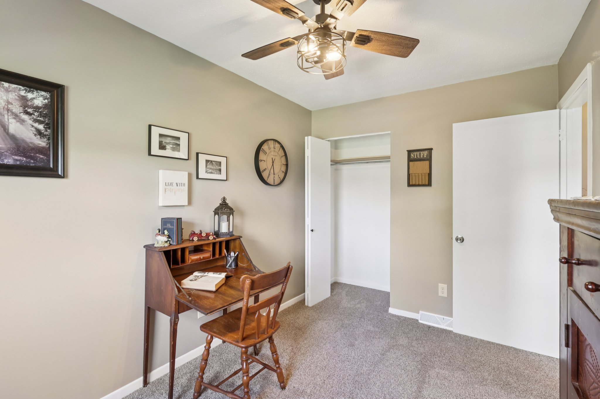 6370-6372 Trumbull Rd-S0111-034.jpg