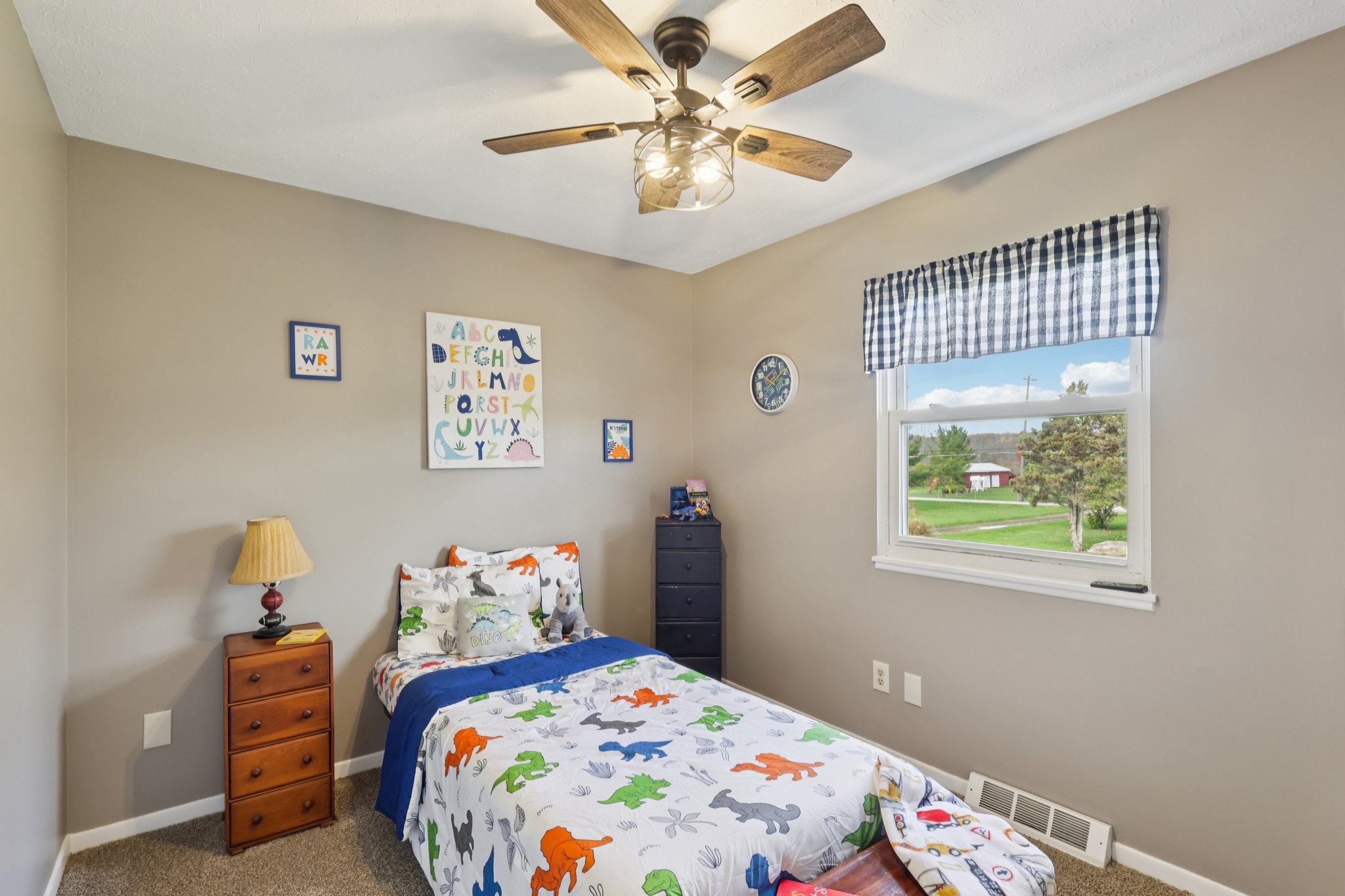 6370-6372 Trumbull Rd-S0111-040.jpg