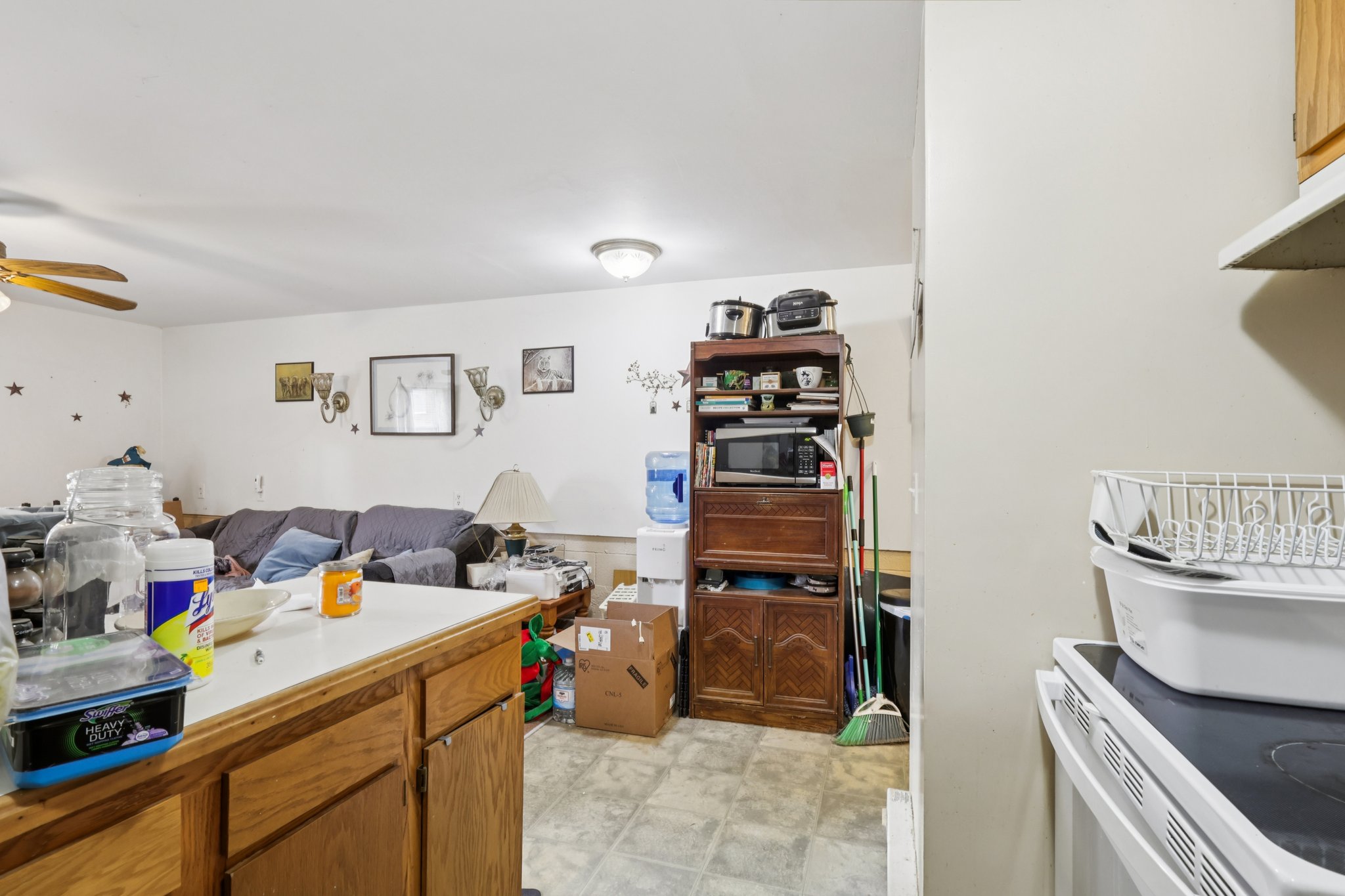 6370-6372 Trumbull Rd-S0111-053.jpg