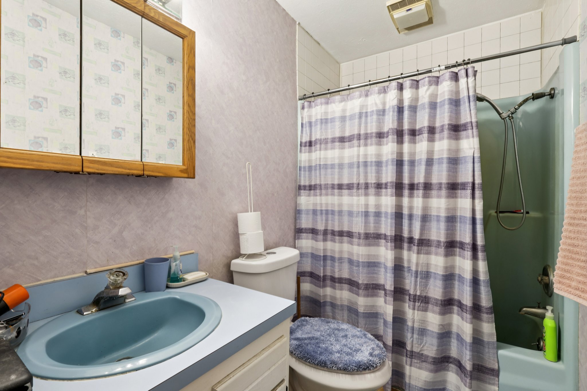 6370-6372 Trumbull Rd-S0111-062.jpg