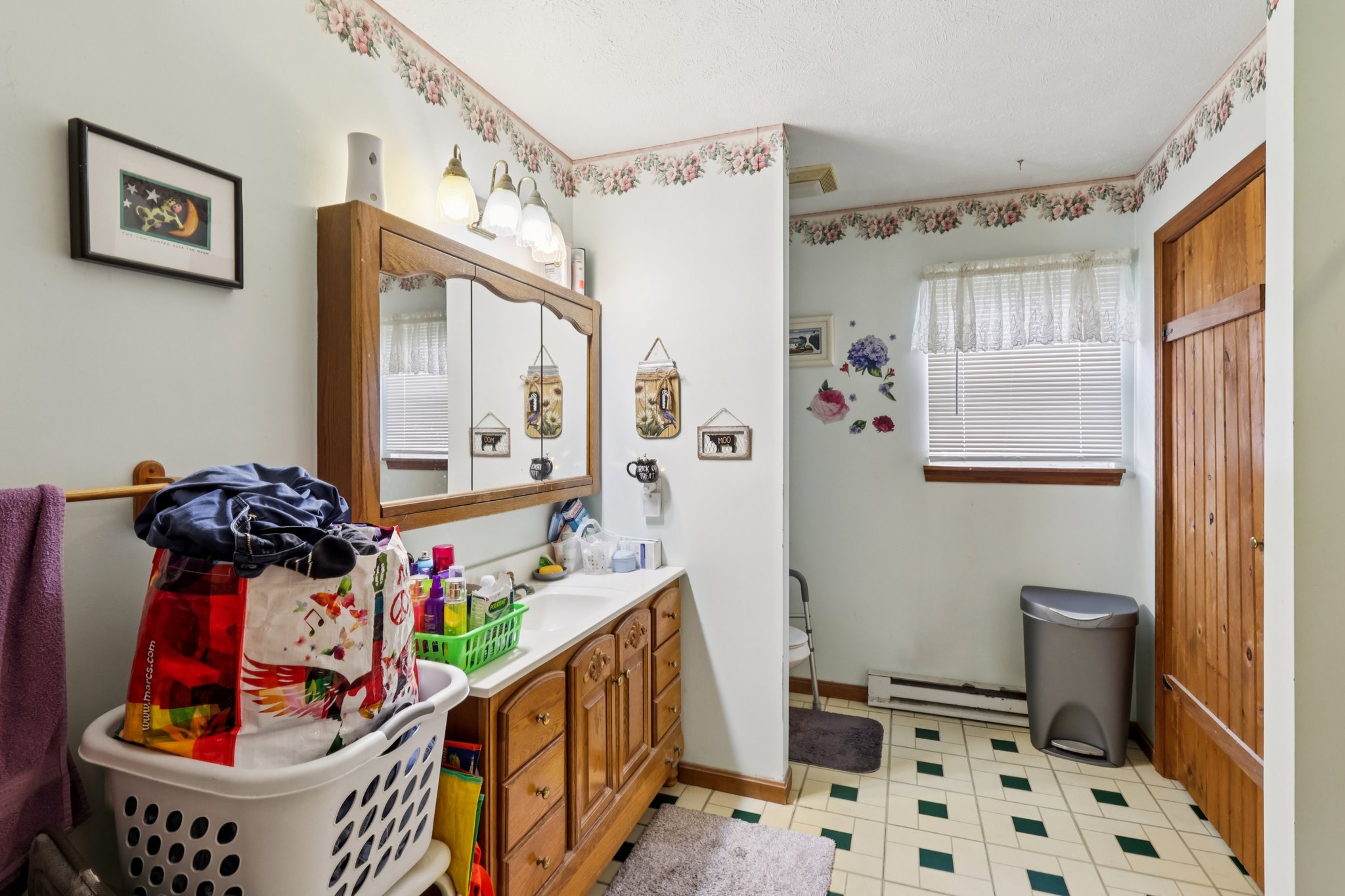 6370-6372 Trumbull Rd-S0111-064.jpg