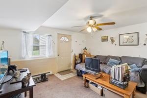 6370-6372 Trumbull Rd-S0111-005.jpg