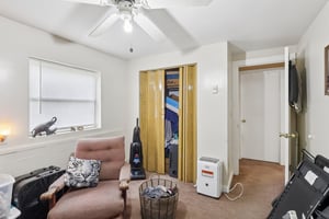 6370-6372 Trumbull Rd-S0111-033.jpg