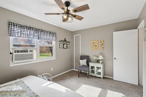 6370-6372 Trumbull Rd-S0111-045.jpg