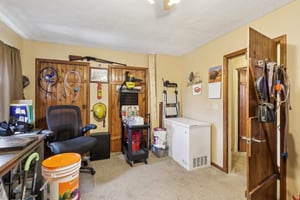 6370-6372 Trumbull Rd-S0111-056.jpg