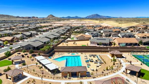 SpurCrossClubhouse(13)